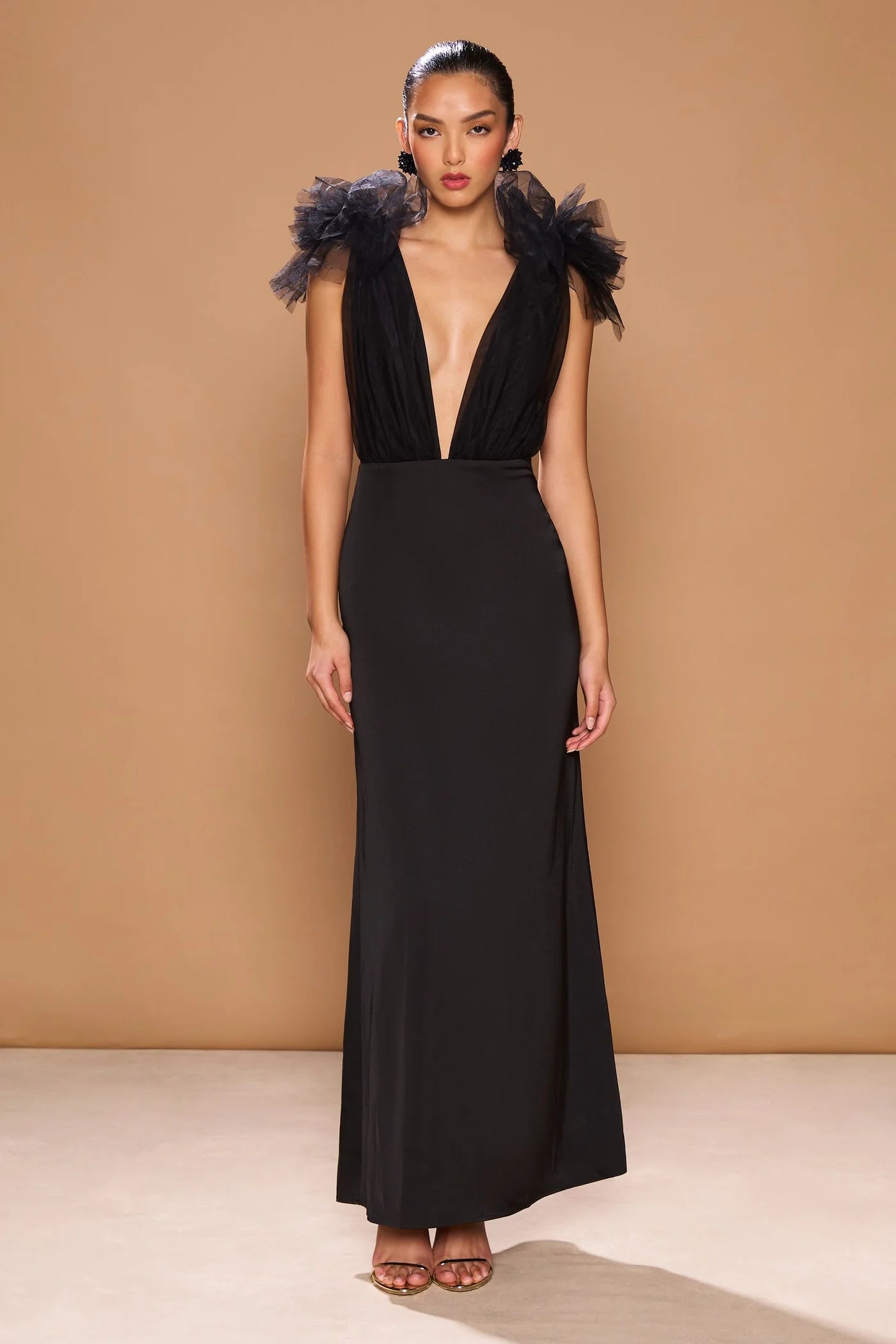 Sonya Como Gown - Black