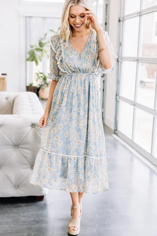 Just My Type Chambray Blue Floral Midi Dress